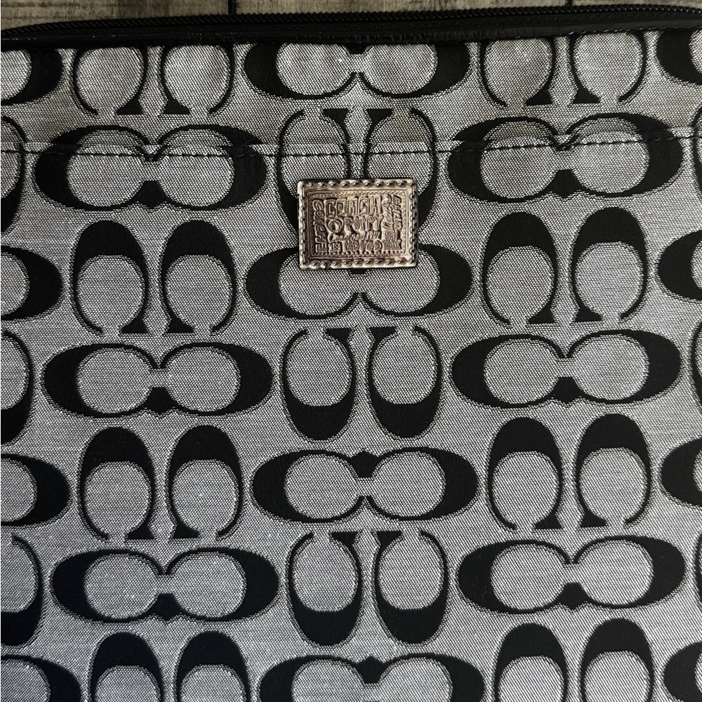 Coach iPad case - Picture 3 of 4